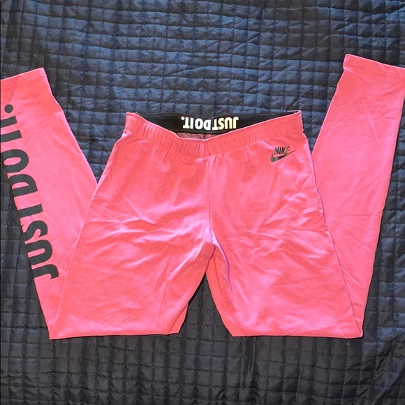 Nike Pants - Nike Workout Leggings-NWOT